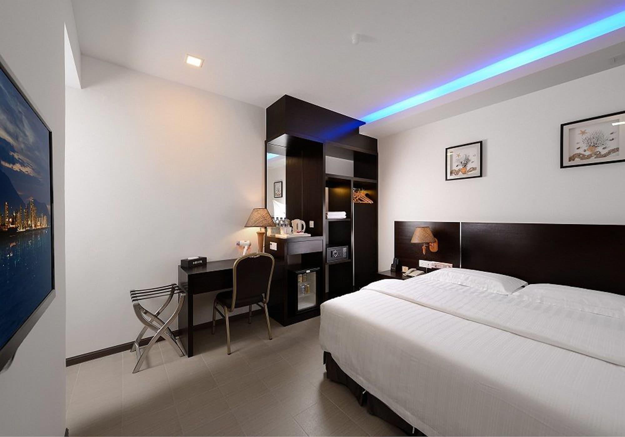 E-Red Hotel Bandar Perda Bukit Mertajam Kültér fotó